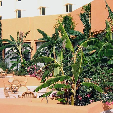 African Queen Hammamet Luaran gambar