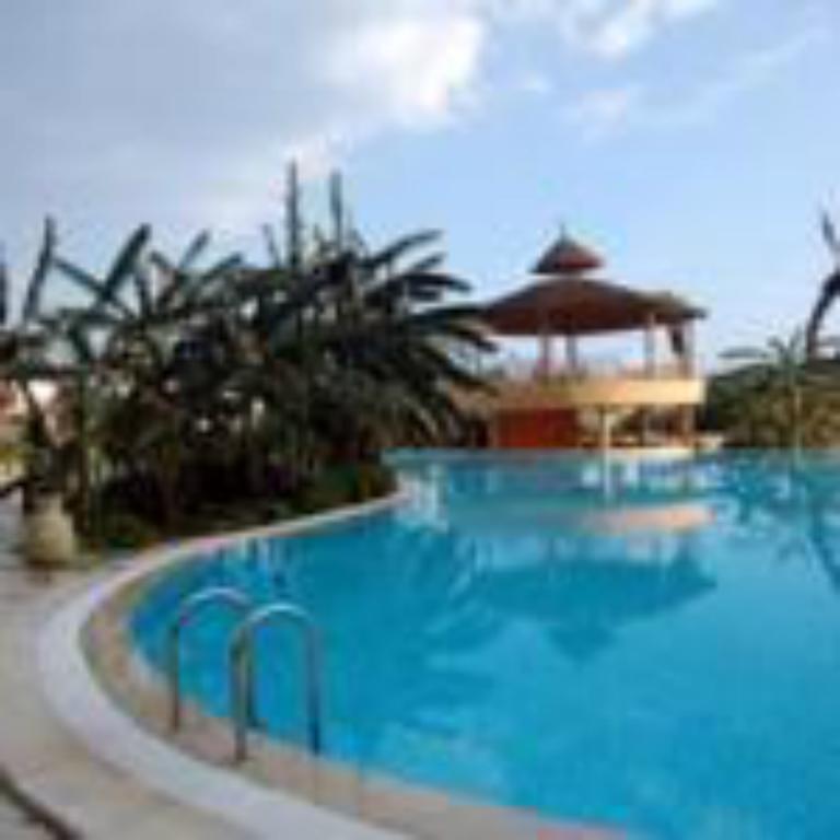 African Queen Hammamet Luaran gambar